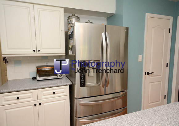 25 Kitchen